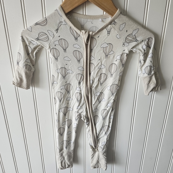 Other - Bamboo Baby Balloon Print Sleeper Fold Over Hands & Feet Newborn
